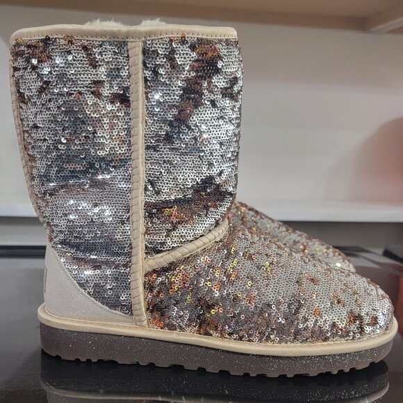 UGG Boots - Classic Short Sequin - Picture 1 of 4